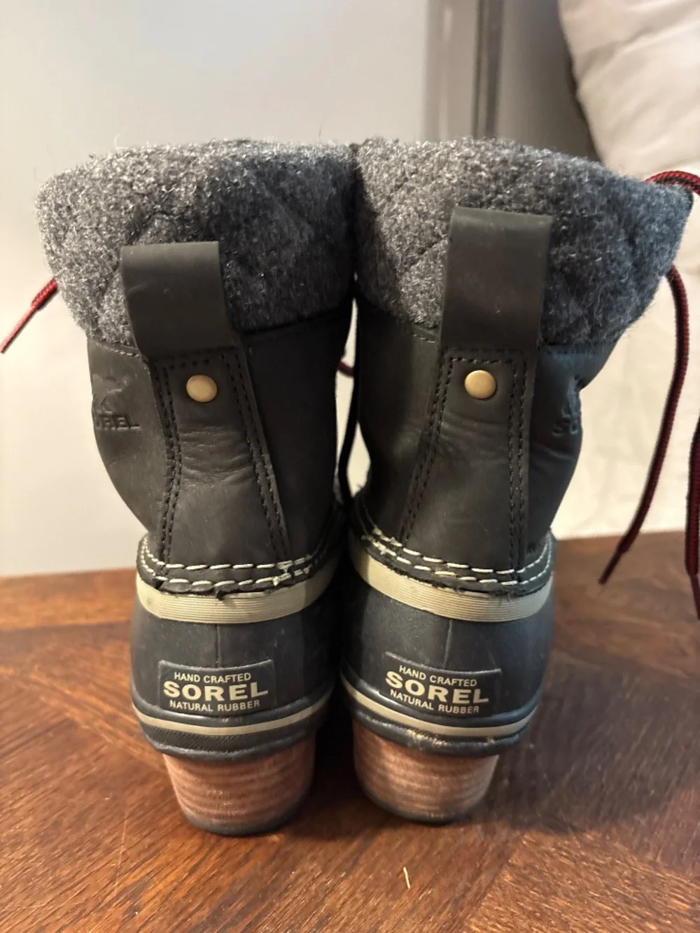 Sorel slimpack lace 11 women’s size 6.5